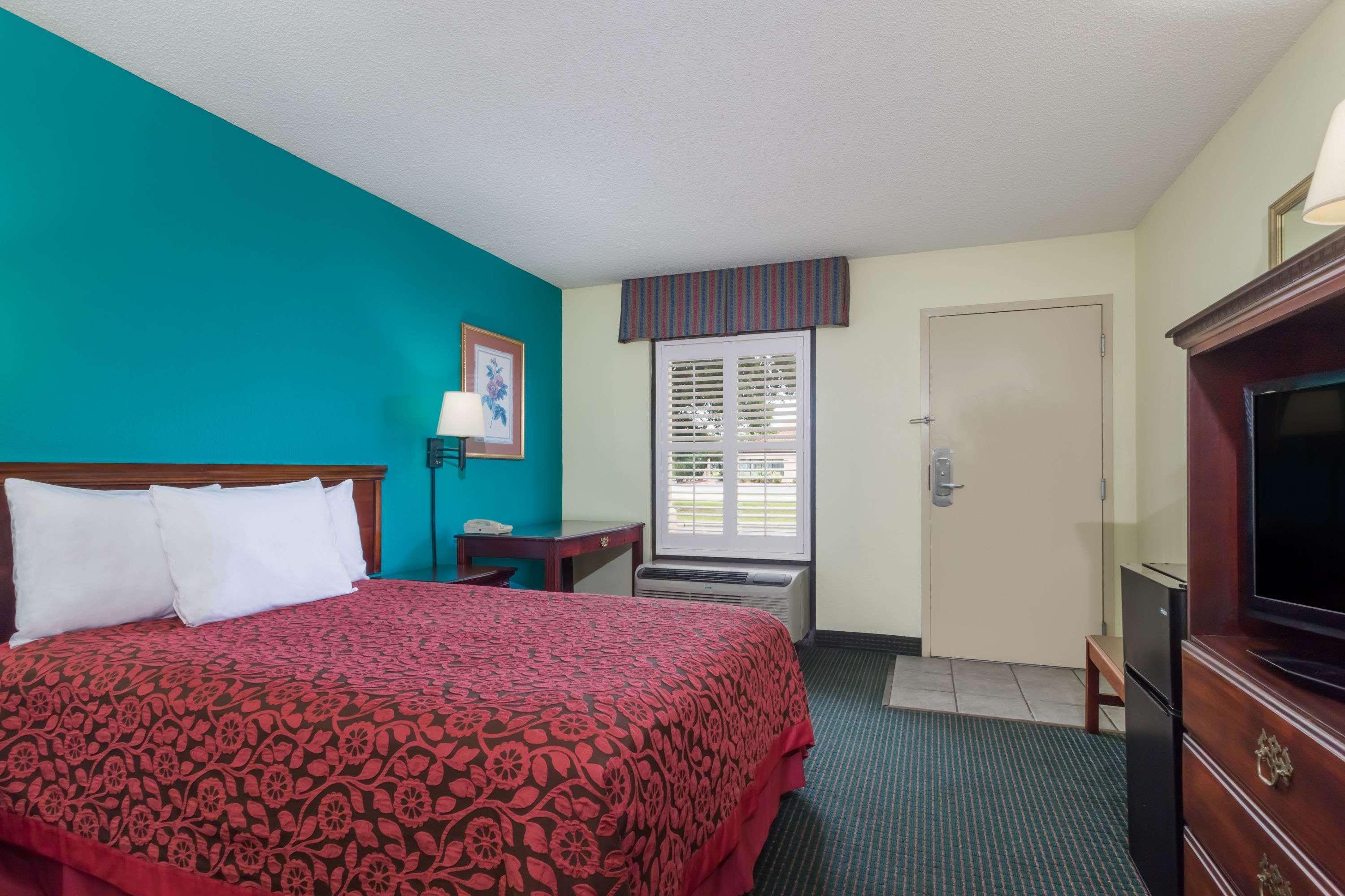 Days Inn By Wyndham Marianna Esterno foto